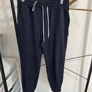 Women’s Vuori Performance Jogger Navy